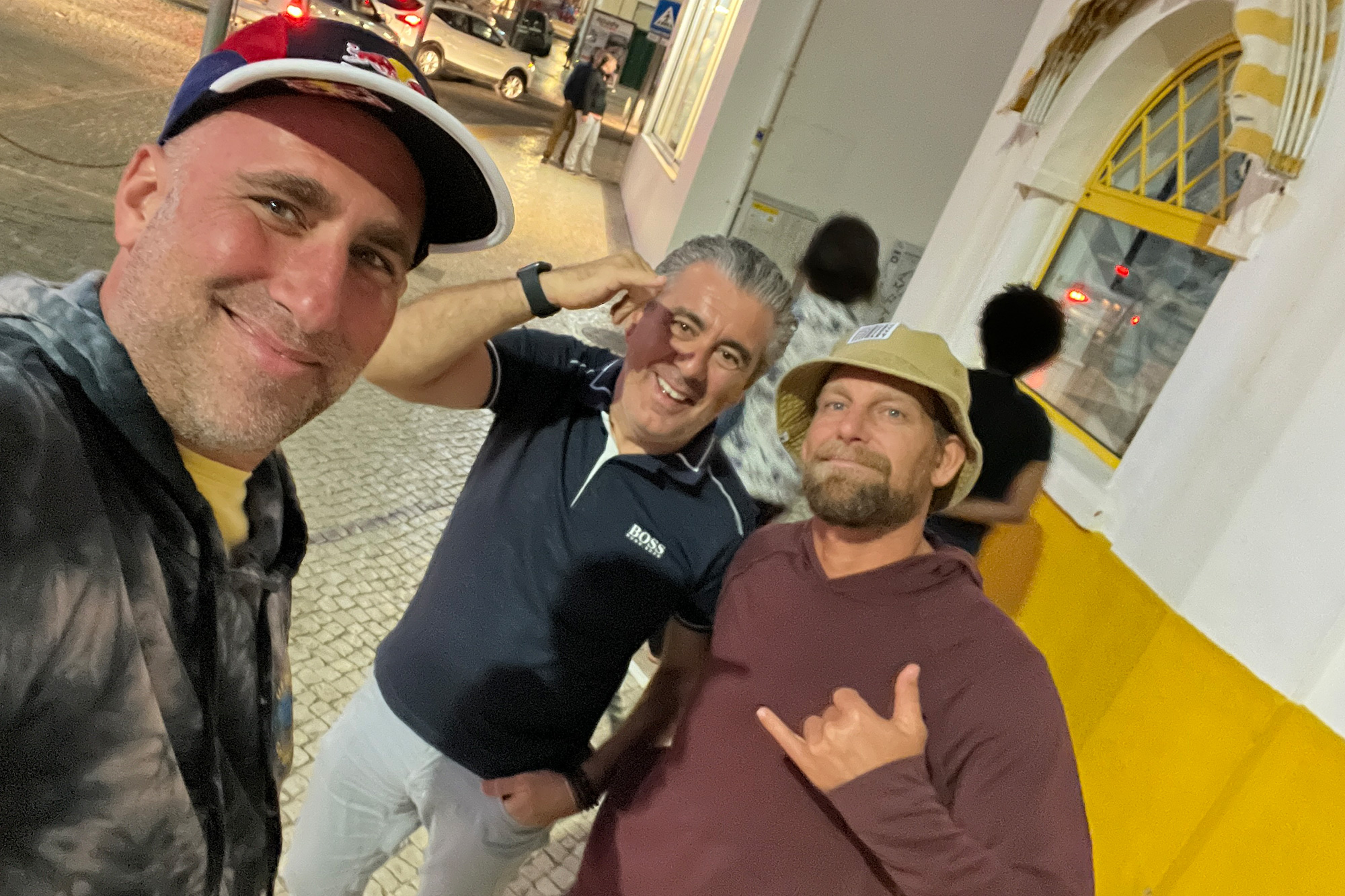 (L to R) Jay, Walter Chicharro Mayor of Nazaré, Will Skudin